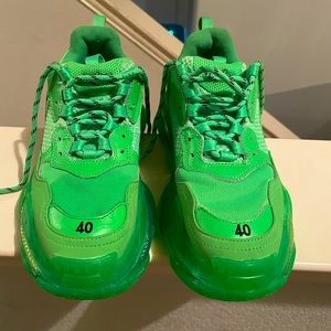 balenciaga Triple S ( Size 40 ) Worn twice